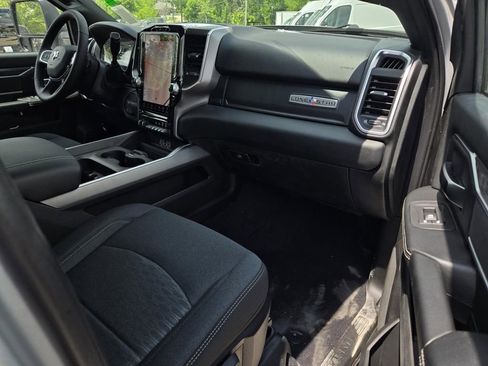 New 2026 RAM 2500 Big Horn AWD/4WD image 11