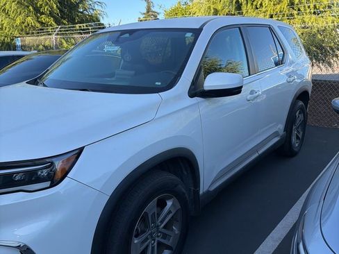 Used 2023 Honda Pilot EX-L image 2