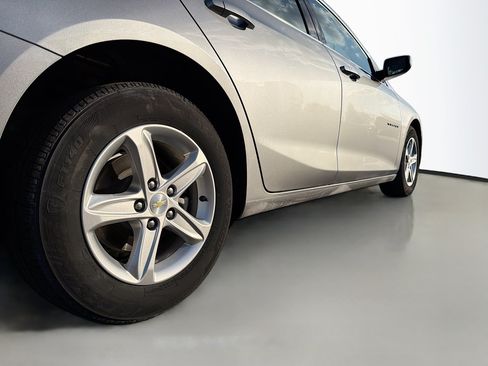 Used 2024 Chevrolet Malibu LS w/ Driver Confidence Package FWD image 14