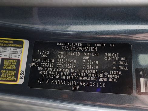 Used 2024 Kia Carnival EX image 53