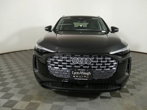 New 2025 Audi Q5 Premium Plus image 8