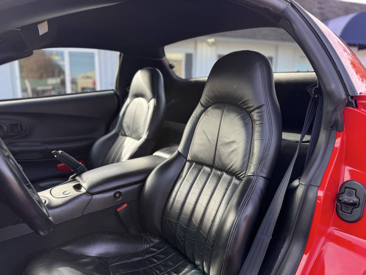 Used 1999 Chevrolet Corvette Coupe RWD image 12