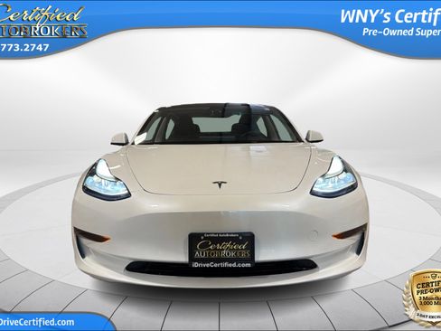 Used 2023 Tesla Model 3 Standard Range RWD image 2