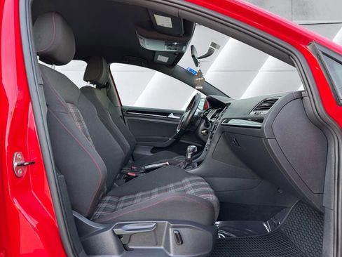 Used 2015 Volkswagen GTI S FWD image 10