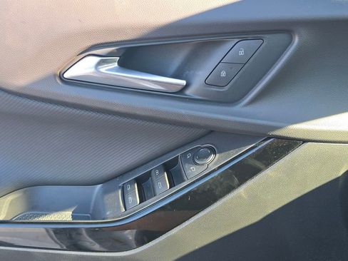 Used 2026 Chevrolet Equinox LT w/ Convenience Package II image 26