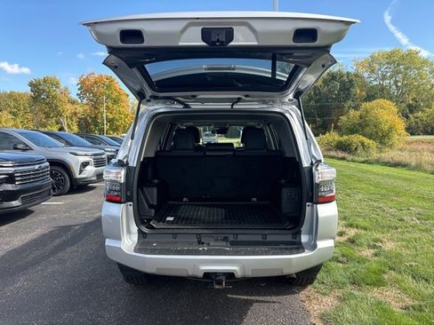 Used 2020 Toyota 4Runner SR5 Premium image 21