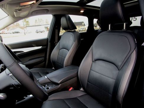 Used 2019 INFINITI QX50 Essential w/ Premium Heat Package image 13