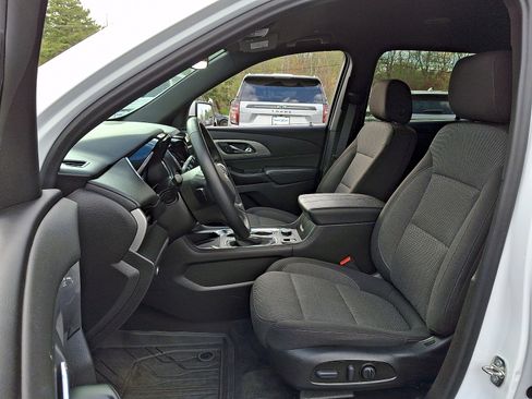 Certified 2023 Chevrolet Traverse LT FWD image 14