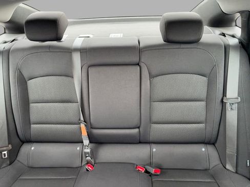 Used 2024 Chevrolet Malibu LT image 15