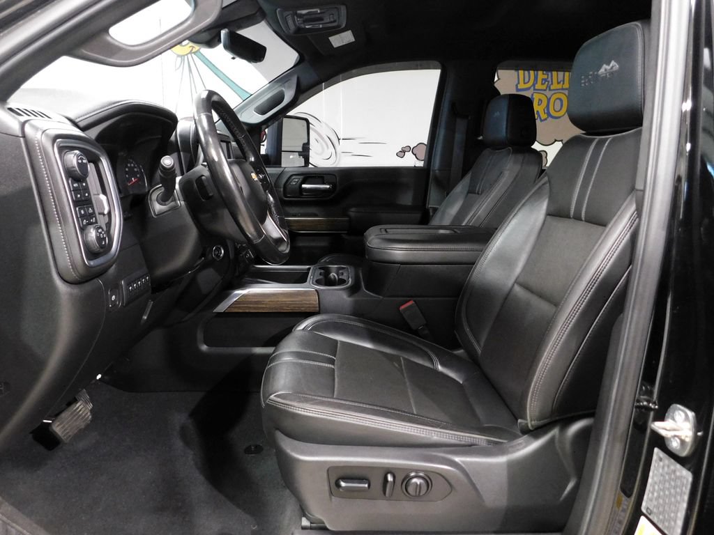 Used 2021 Chevrolet Silverado 2500 High Country w/ Z71 Off-Road Package AWD/4WD image 31