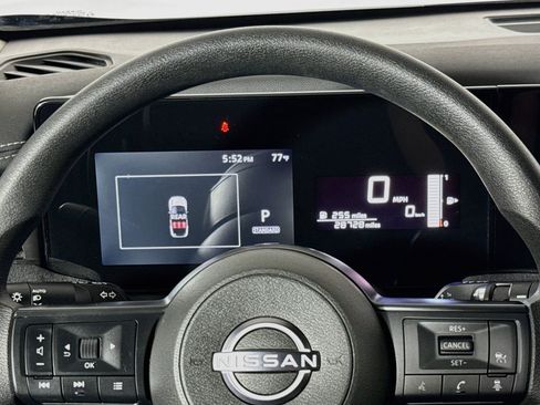 Used 2025 Nissan Kicks SV AWD/4WD image 39