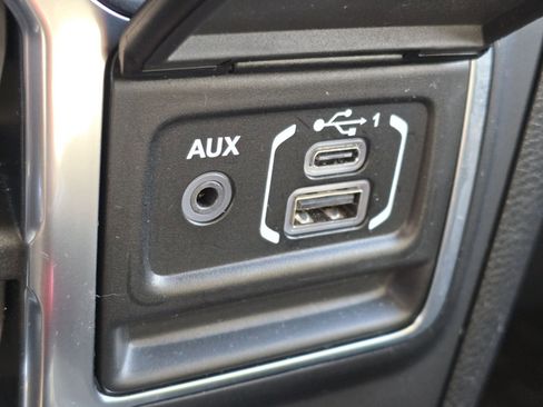 Used 2020 Jeep Wrangler Unlimited Sport image 5