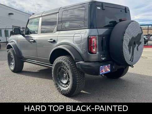 New 2025 Ford Bronco Badlands image 3