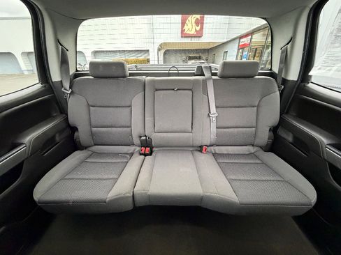 Used 2017 Chevrolet Silverado 2500 LT w/ LT Convenience Package image 4