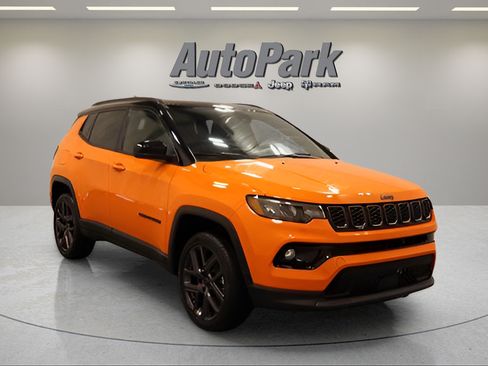 New 2026 Jeep Compass Limited w/ Sun, Sound & Navigation Group AWD/4WD image 1