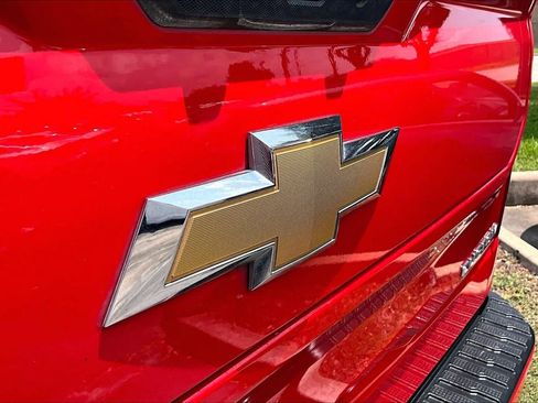 Used 2022 Chevrolet Silverado 1500 Custom AWD/4WD image 10