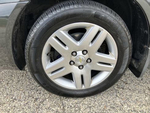 Used 2012 Chevrolet Impala LT image 9