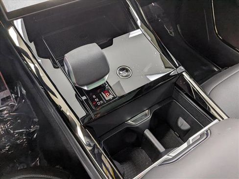 New 2025 Land Rover Range Rover Sport Dynamic SE image 18