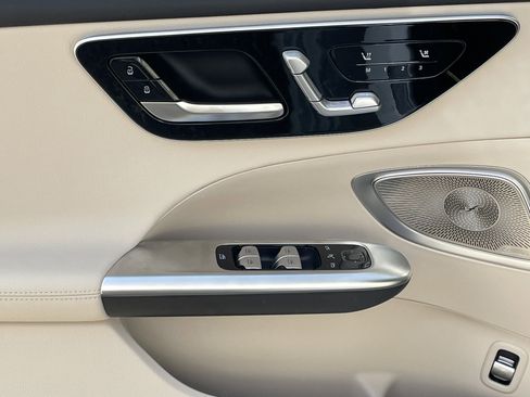 New 2026 Mercedes-Benz C 300 Sedan image 18