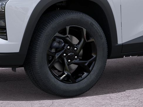 New 2026 Chevrolet Trax LT w/ Driver Confidence Package FWD image 9