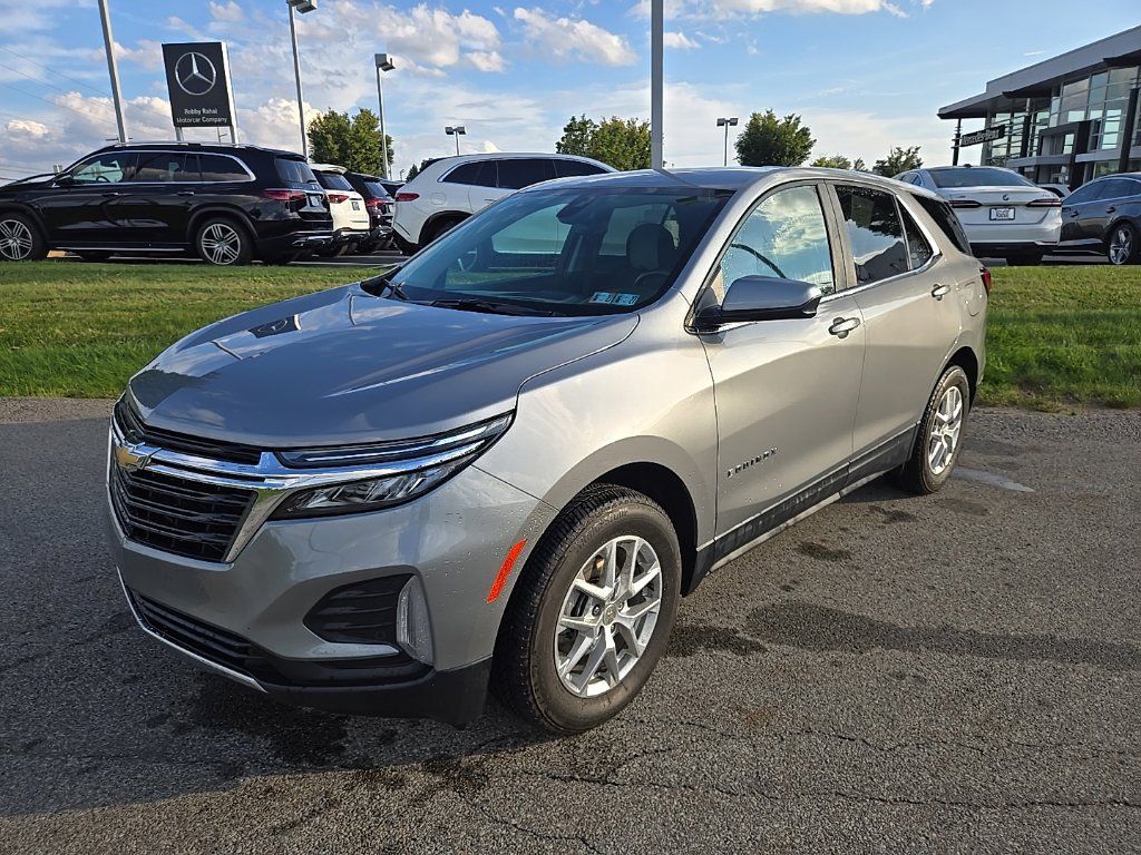 Used 2024 Chevrolet Equinox LT AWD/4WD image 11