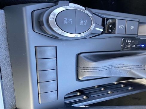 New 2025 Toyota Tacoma SR5 image 10