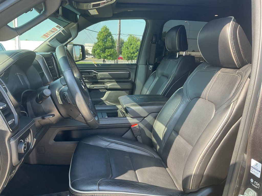 Used 2024 RAM 1500 Limited AWD/4WD image 11