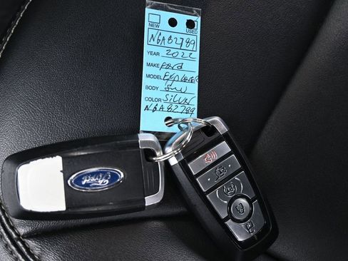 Used 2022 Ford Explorer XLT w/ Equipment Group 202A image 16