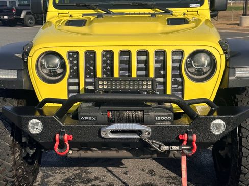 Used 2023 Jeep Wrangler Unlimited Rubicon w/ LED Lighting Group image 8