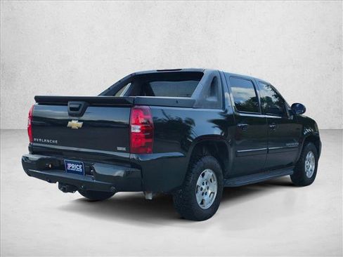 Used 2007 Chevrolet Avalanche LT w/ LT Preferred Equipment Group RWD image 5