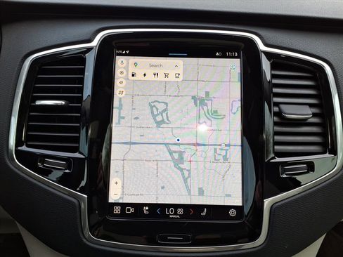 Used 2025 Volvo XC90 T8 Plus w/ Protection Package Premier image 19