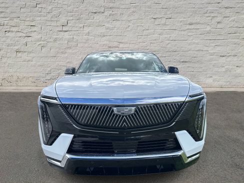 New 2025 Cadillac Escalade IQ Luxury 1 image 2