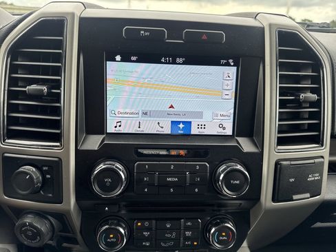 Used 2017 Ford F150 Lariat RWD image 22