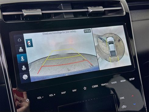 Used 2024 Hyundai Santa Cruz Limited image 10