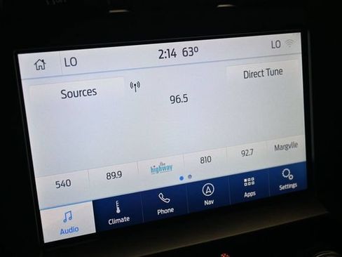 Used 2020 Ford F150 Lariat w/ Equipment Group 502A Luxury AWD/4WD image 22