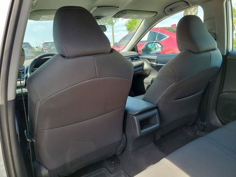 Used 2022 Toyota Camry LE FWD image 10