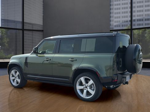 New 2026 Land Rover Defender 110 X-Dynamic SE AWD/4WD image 14