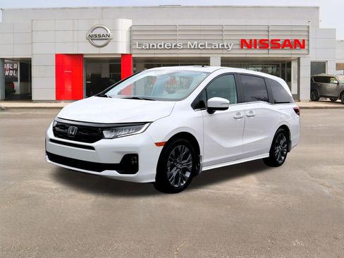 Used 2025 Honda Odyssey Touring image 7