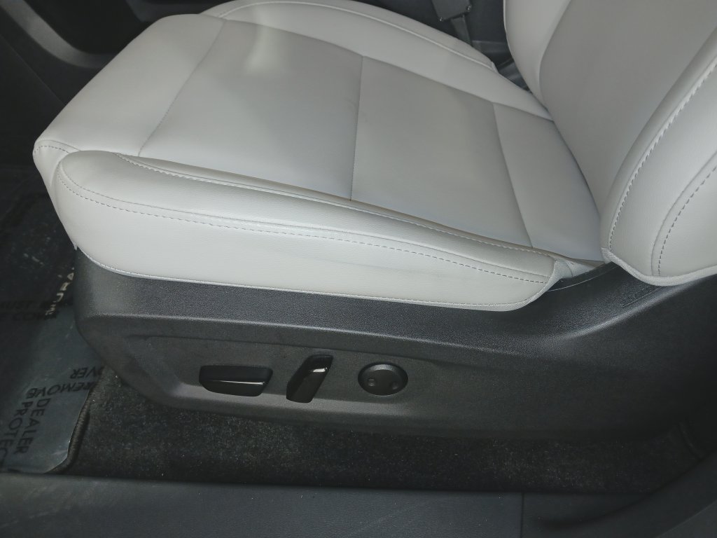 Certified 2025 Nissan Murano SL w/ Cargo Package AWD/4WD image 16
