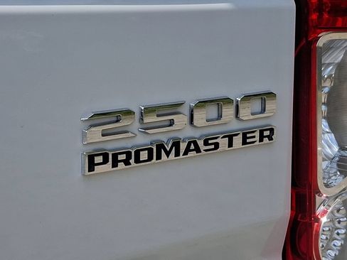 Used 2025 RAM ProMaster 2500 w/ U-Haul Equipment Group FWD image 11