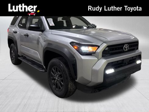 Used 2025 Toyota 4Runner SR5 image 1