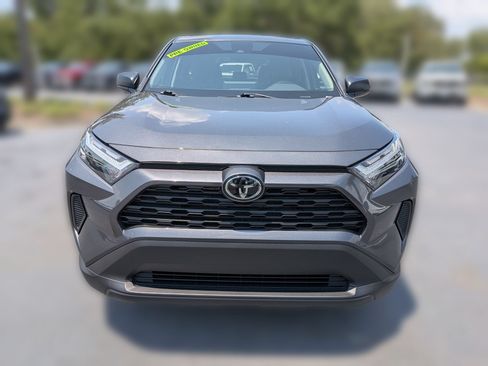 Used 2025 Toyota RAV4 LE FWD image 10
