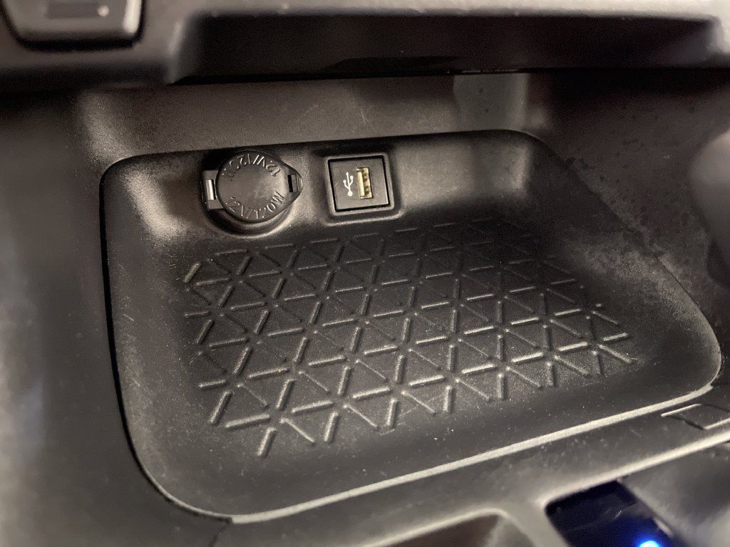 Certified 2024 Toyota RAV4 XLE AWD/4WD image 30