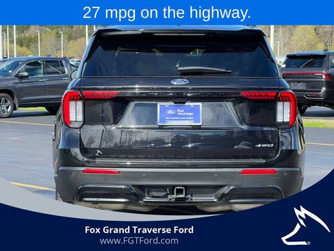Certified 2025 Ford Explorer ST-Line AWD/4WD image 42