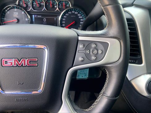 Used 2018 GMC Yukon SLE RWD image 21