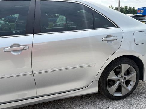 Used 2013 Toyota Camry SE w/ Convenience Pkg FWD image 21