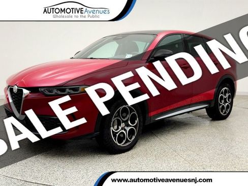 Used 2024 Alfa Romeo Tonale Ti AWD/4WD image 1