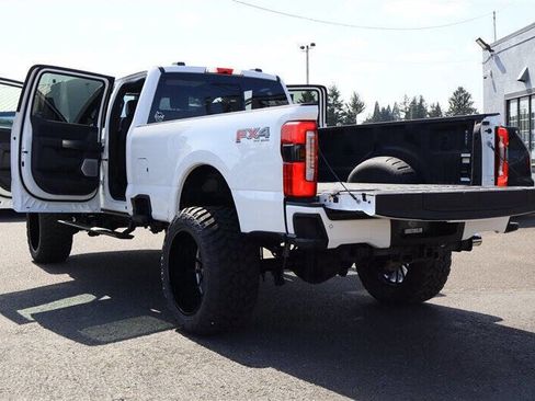 Used 2025 Ford F350 Platinum AWD/4WD image 40