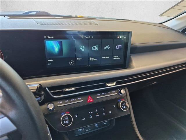 Used 2025 Hyundai Sonata SEL FWD image 19