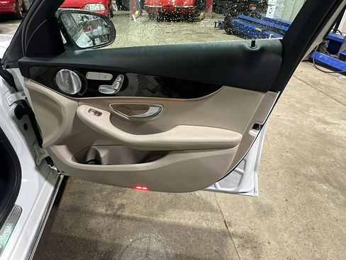 Used 2017 Mercedes-Benz C 300 4MATIC Sedan image 19
